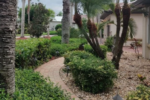 Trusted landscaper in Fort Myers, FL